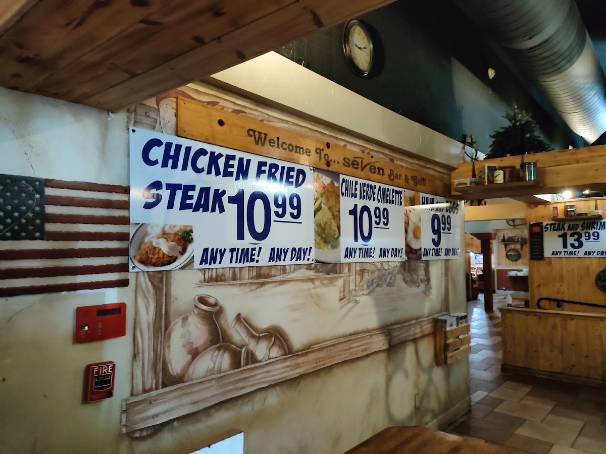 Seven Cafe And Grill-3